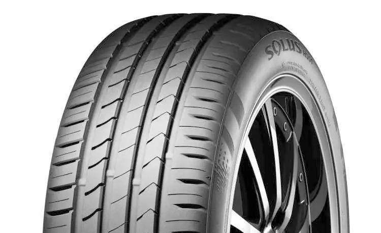 KUMHO SOLUS HS51