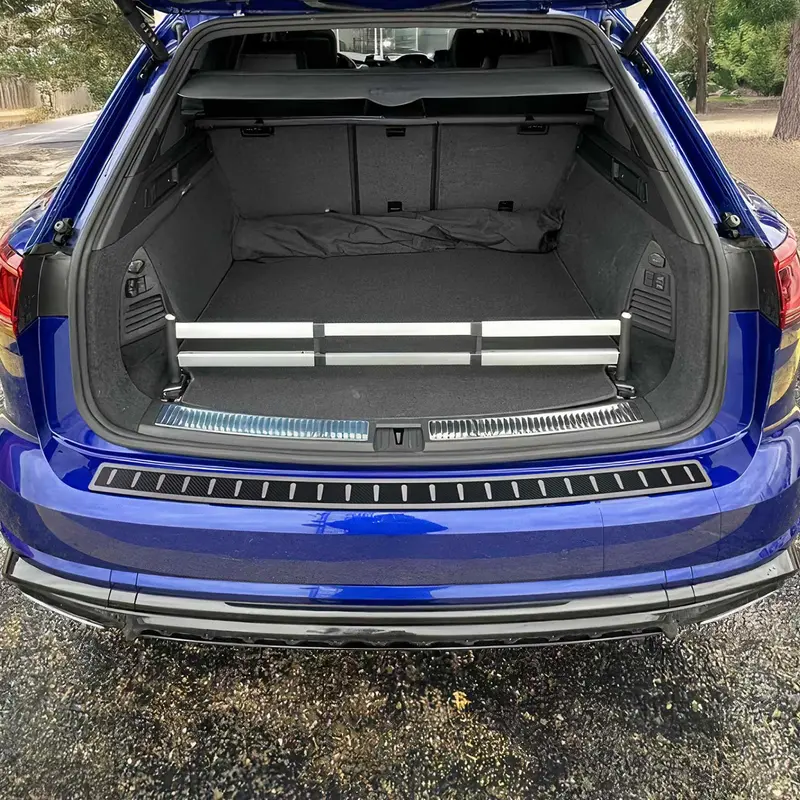 Protection de Pare-Chocs Arrière pour VW Touareg III 2018-2026 Inox film carbone
