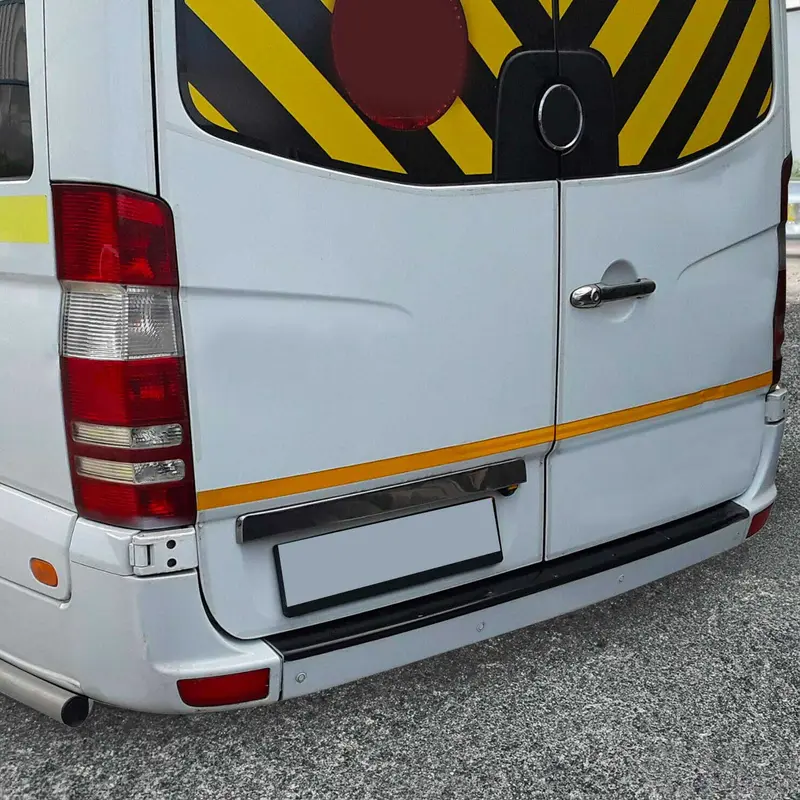 Protection de Pare-Chocs pour Mercedes Sprinter W906 / VW Crafter 2006-18 noir