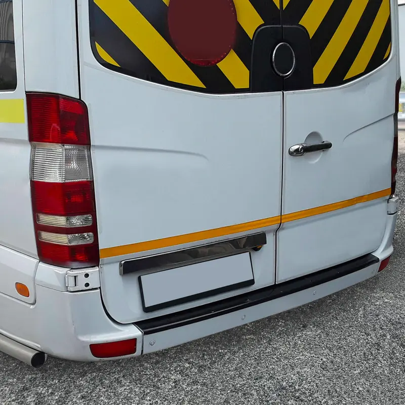 Protection de Pare-Chocs pour Mercedes Sprinter W906 / VW Crafter 2006-18 noir