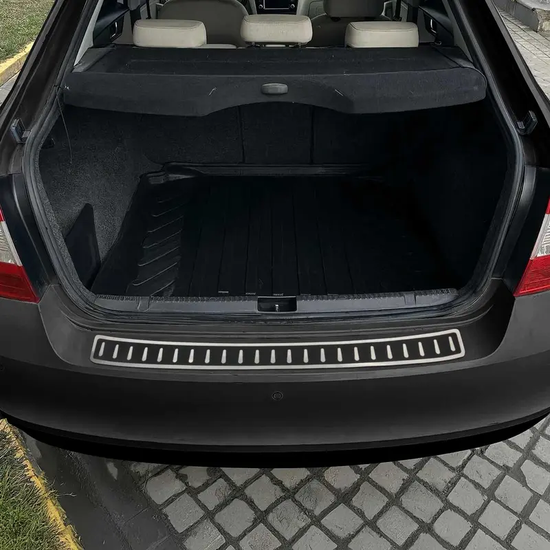 Protection de Pare-Chocs pour Skoda Octavia III Berline 2013-2019 Inox carbone