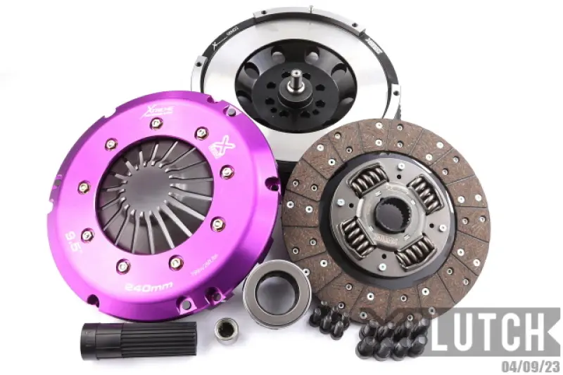 XClutch Kit d'Embrayage Stage 1 Organique Amorti – BMW 335i 3.0L (2007-2010) (8 Boulons / PB sur Arbre d’Entrée)